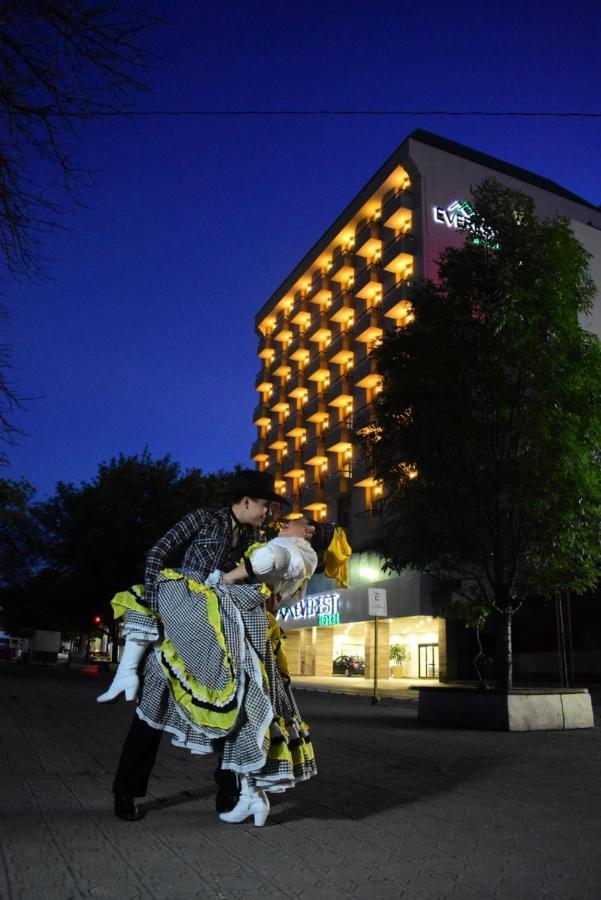 Everest Ciudad Victoria Ngoại thất bức ảnh