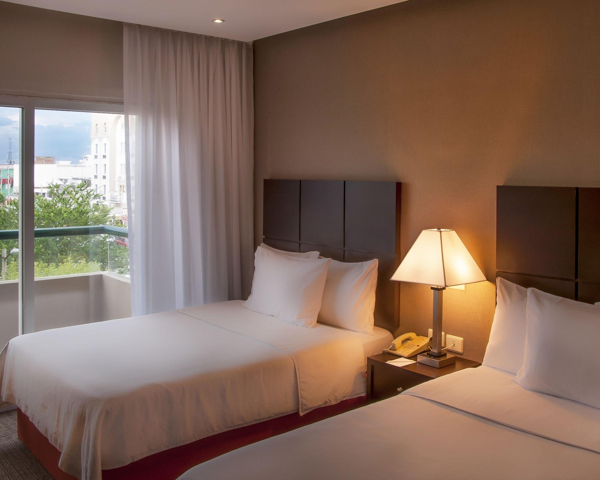 Everest Ciudad Victoria Ngoại thất bức ảnh